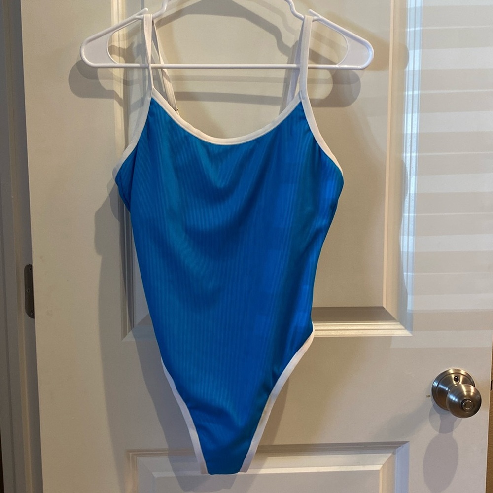 One piece bathing suit